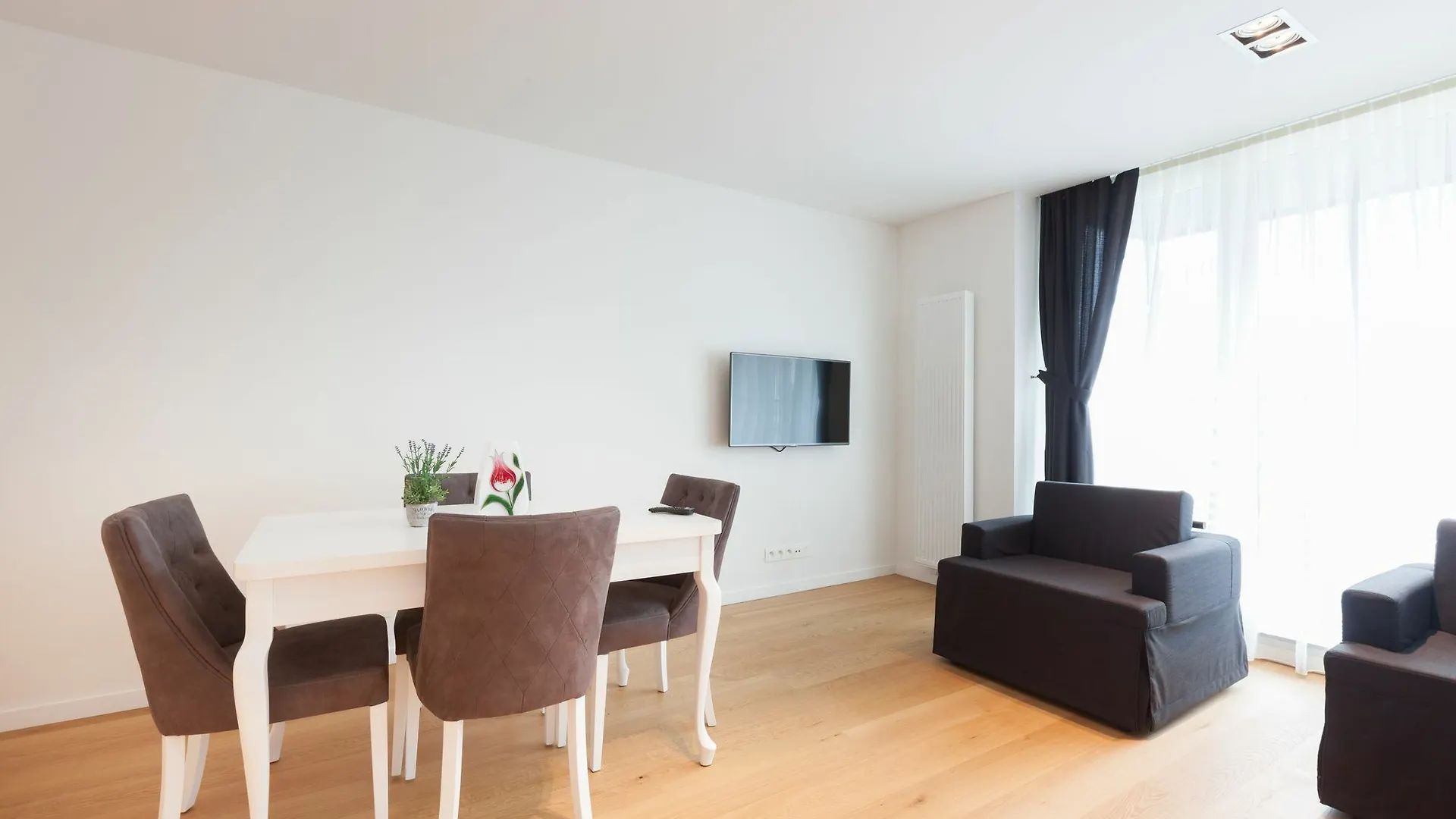 Daire Residence Regent 55 Brüksel