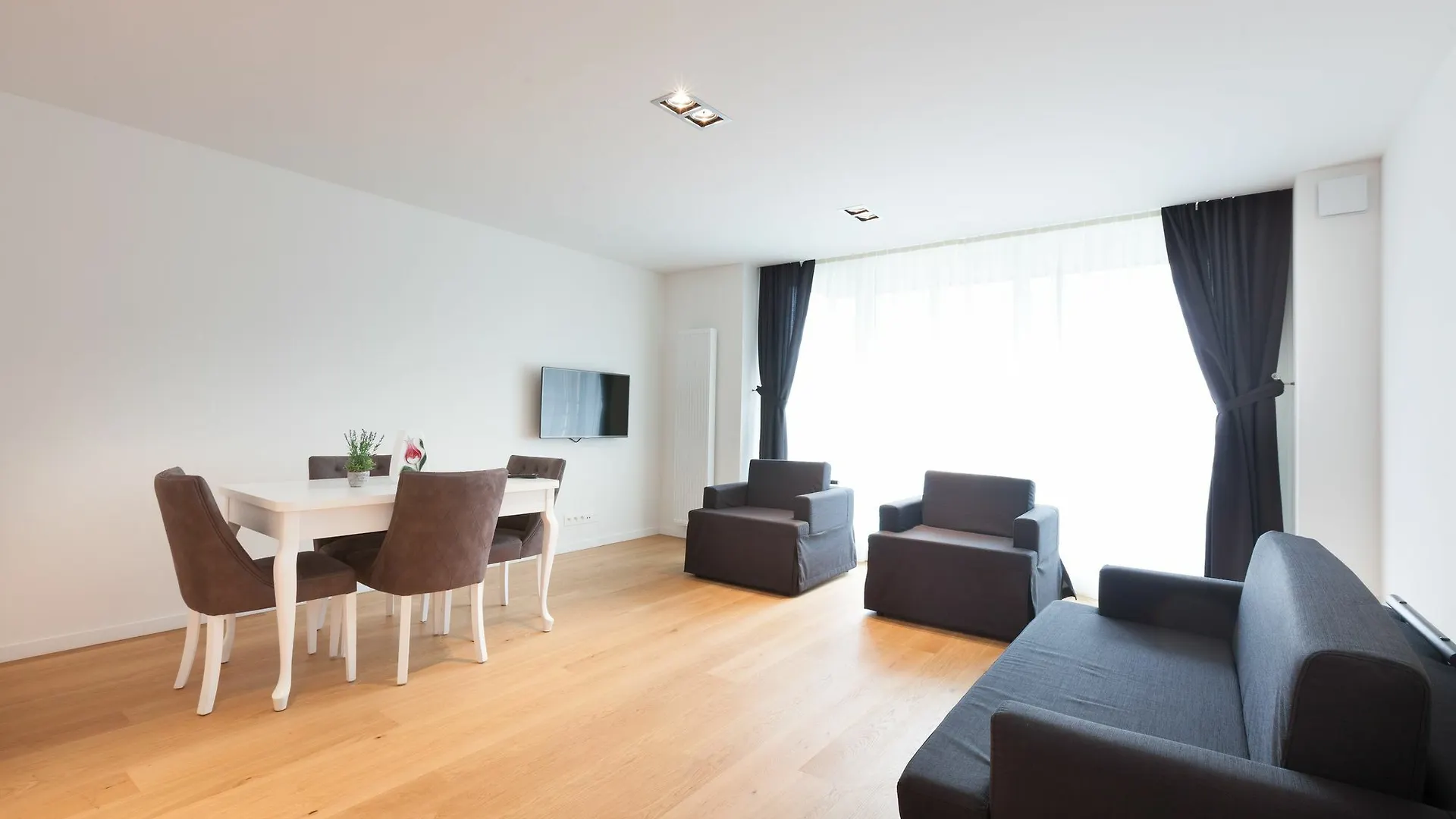 Daire Residence Regent 55 Brüksel